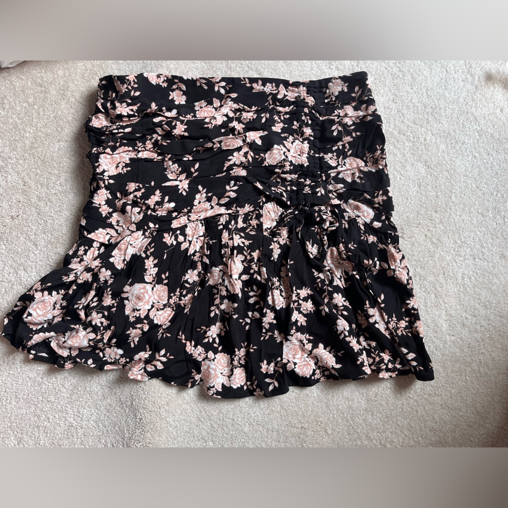 Short skirt